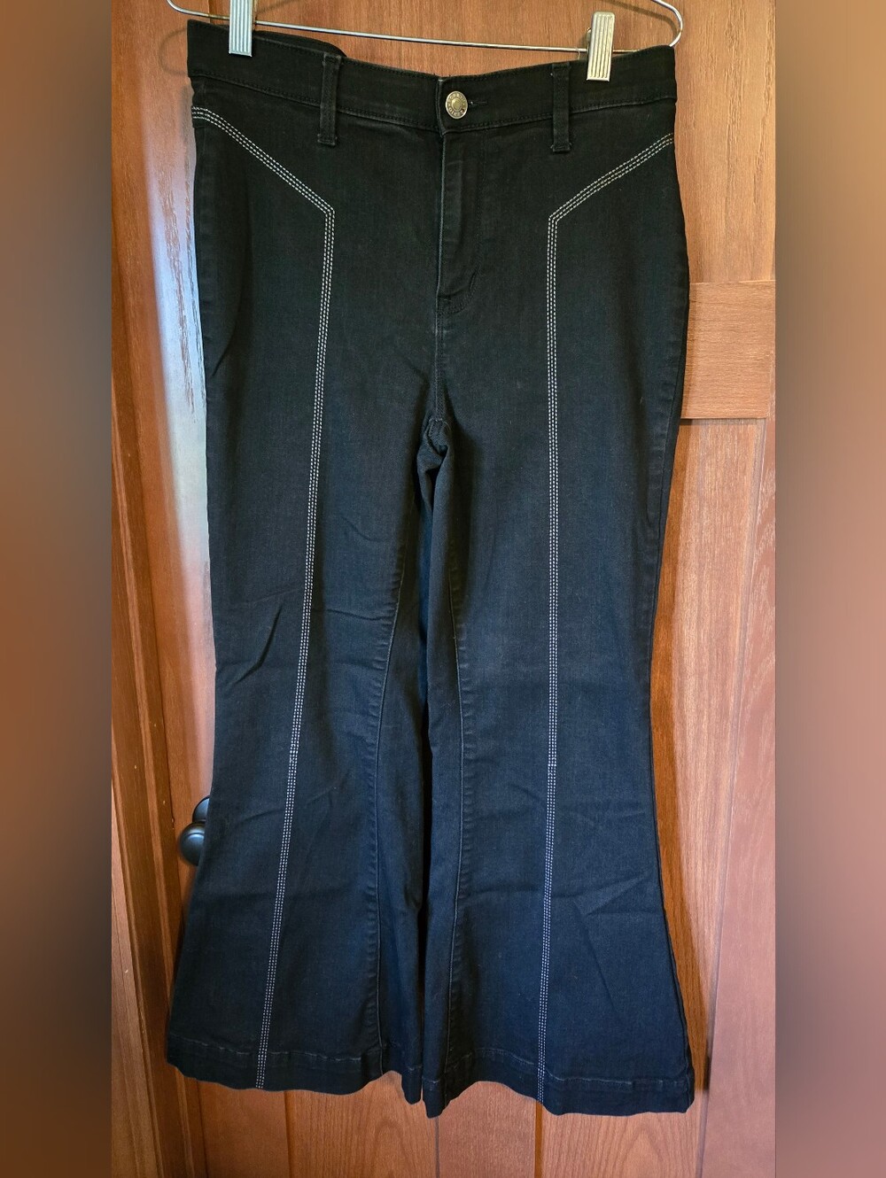 Black Women's Flared Jeans with Contrast Stitching